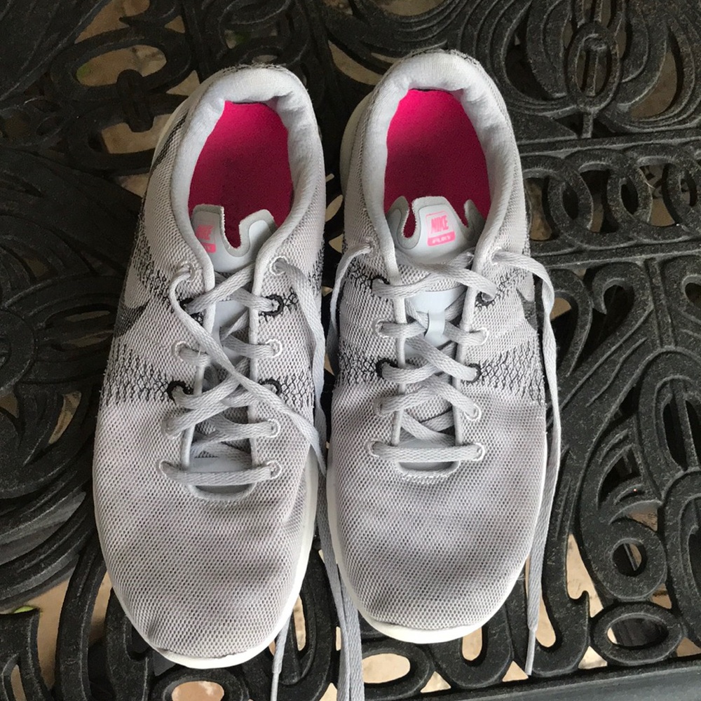 Running sneakers